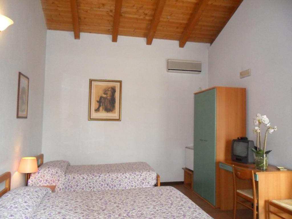 Hotel San Francesco Budrio  Szoba fotó